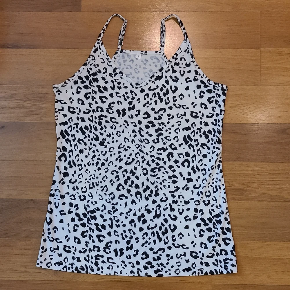 NWOT Womens Leopard Print Tank - Picture 1 of 3